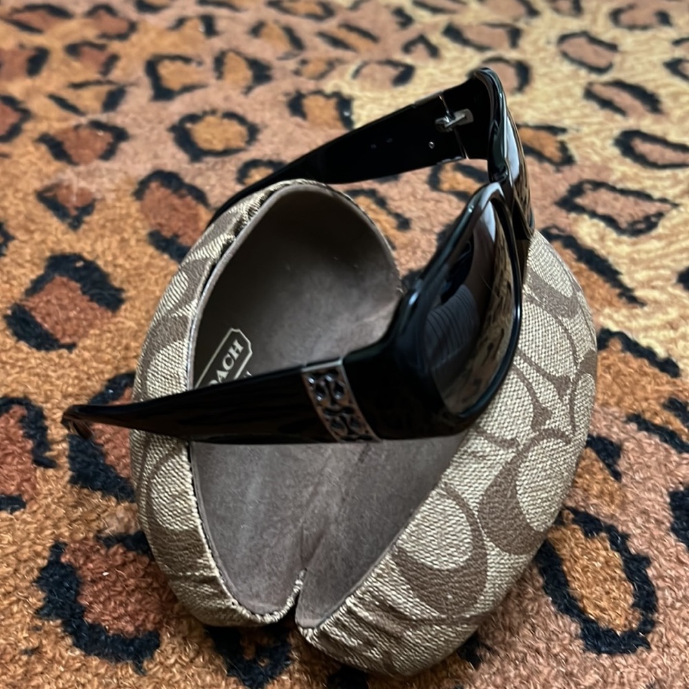 Authentic Coach Sunglasses - Picture 2 of 9